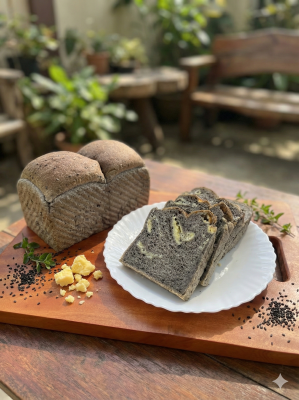 黑芝麻奶酥吐司